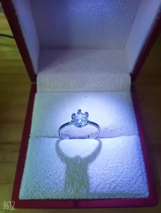 Classic Six Claw Ring Mosan Diamond Ring Copper Plating 1 Carat Jewelry by eprolo