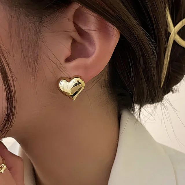 European and American Instagram Style Earrings, Light Luxury Women's Earrings, Creative and Dynamic, Trendy Retro Ear Buckles Earrings by eprolo