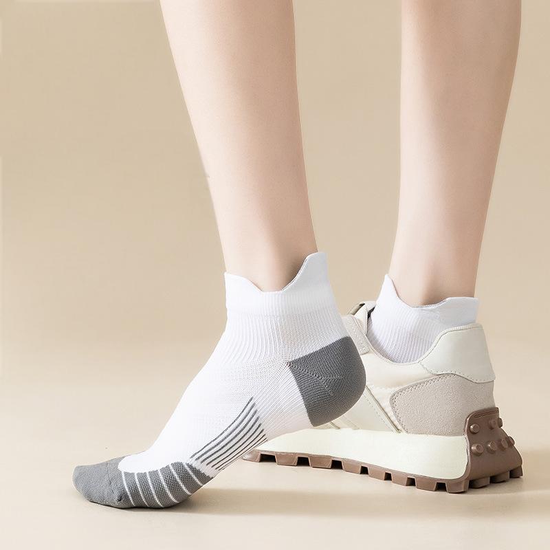 Professional sports socks for men and women, shallow socks for fitness and running, towel bottom, anti slip and wear-resistant sports boat socks by eprolo