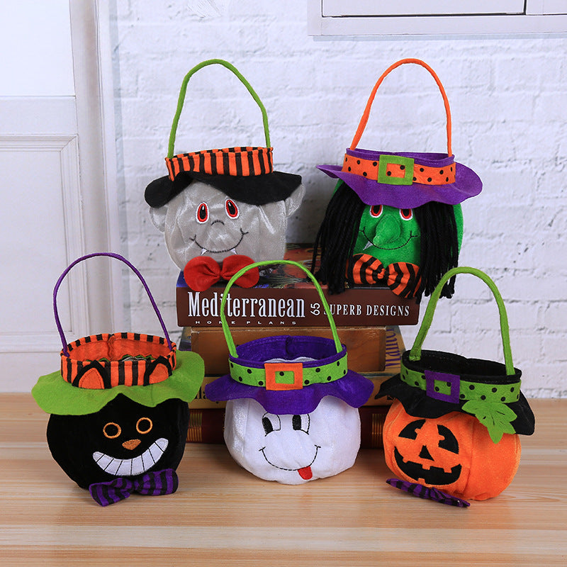 Halloween ornaments, witches, pumpkins, tote bags, children's festival candy bags, party dress up prop bags