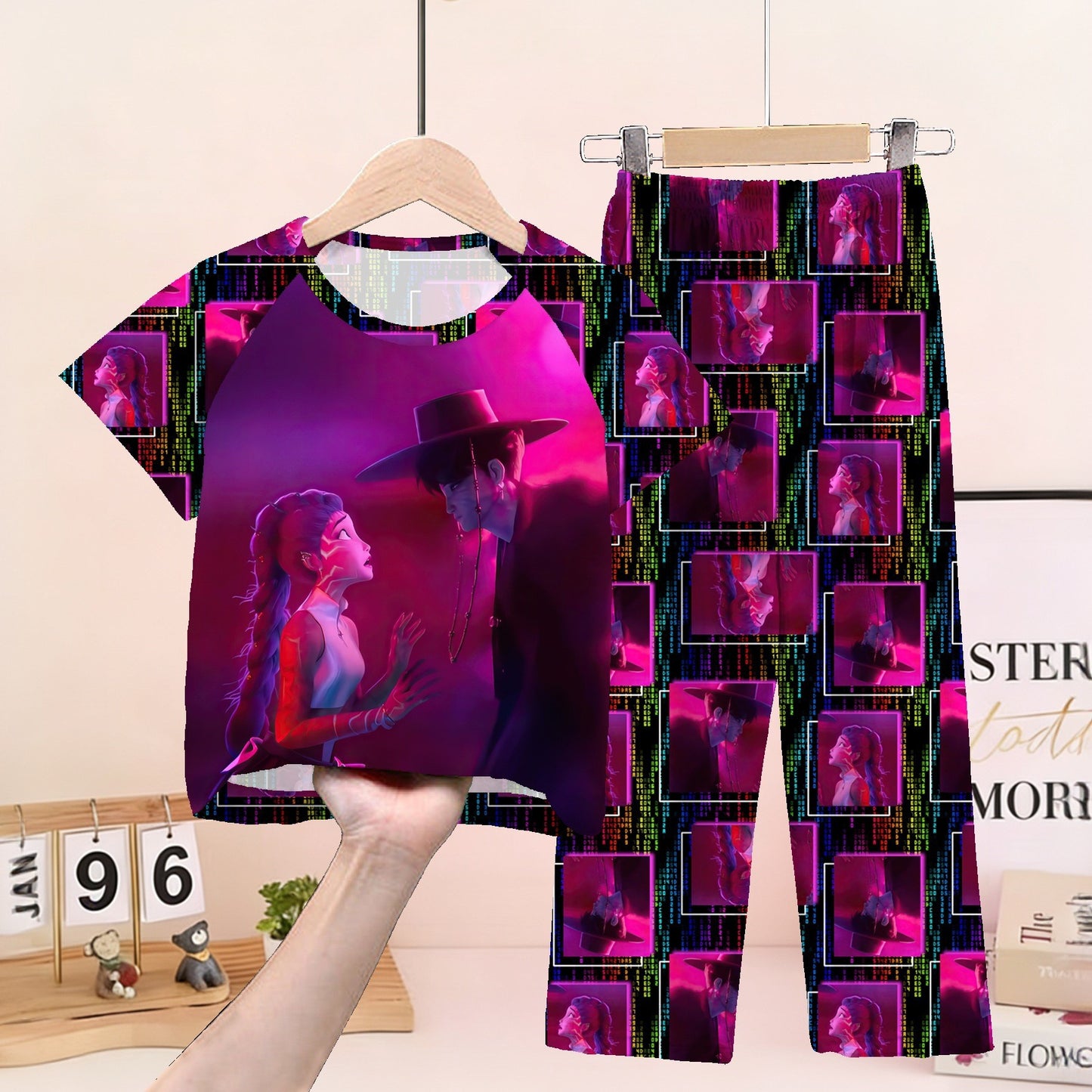 Foreign trade children's pajamas, spring and summer short-sleeved trousers, cartoon Sharjah men's group K-POP girl group middle and adult children's loungewear